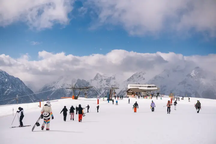 LTrip guests at Tomorrowland Winter 2026 in Alpe d'Huez